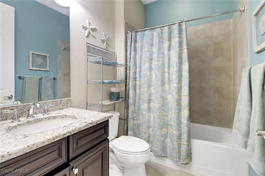 9065 Albion Lane N Naples FL 34113
