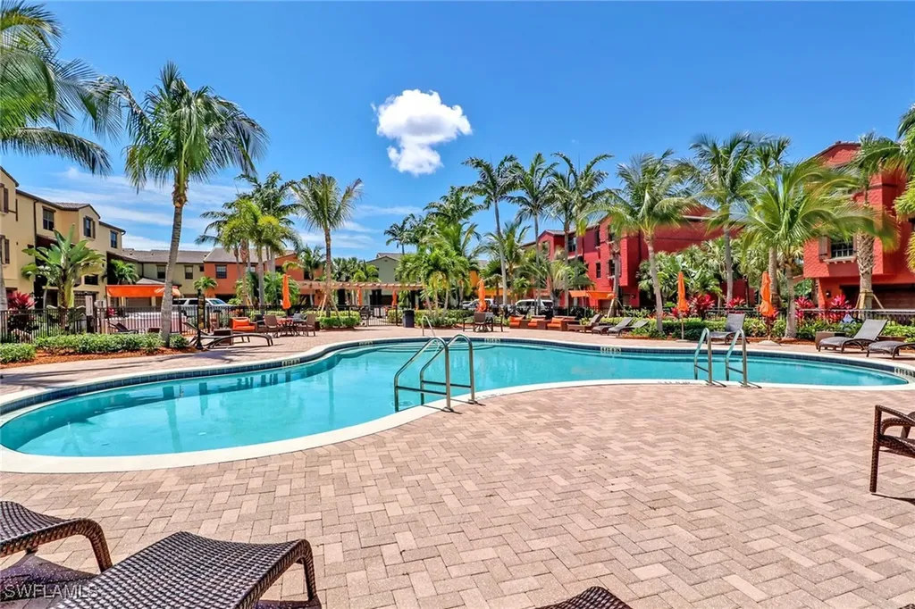9065 Albion Lane N Naples FL 34113