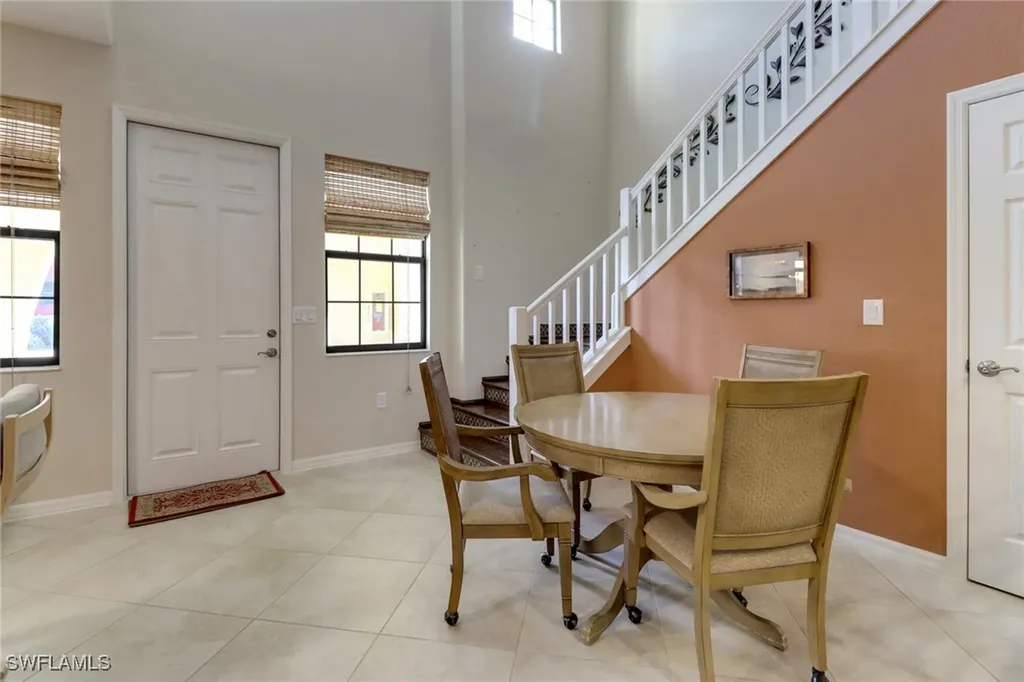 9065 Albion Lane N Naples FL 34113