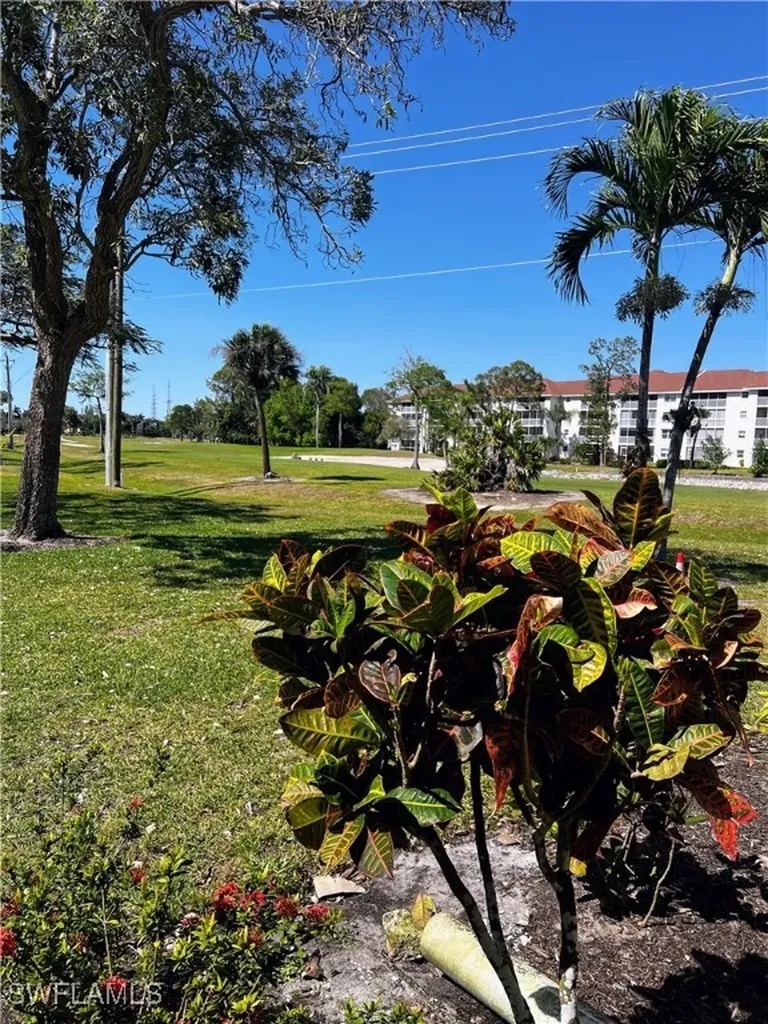 1057 Forest Lakes Drive Naples FL 34105