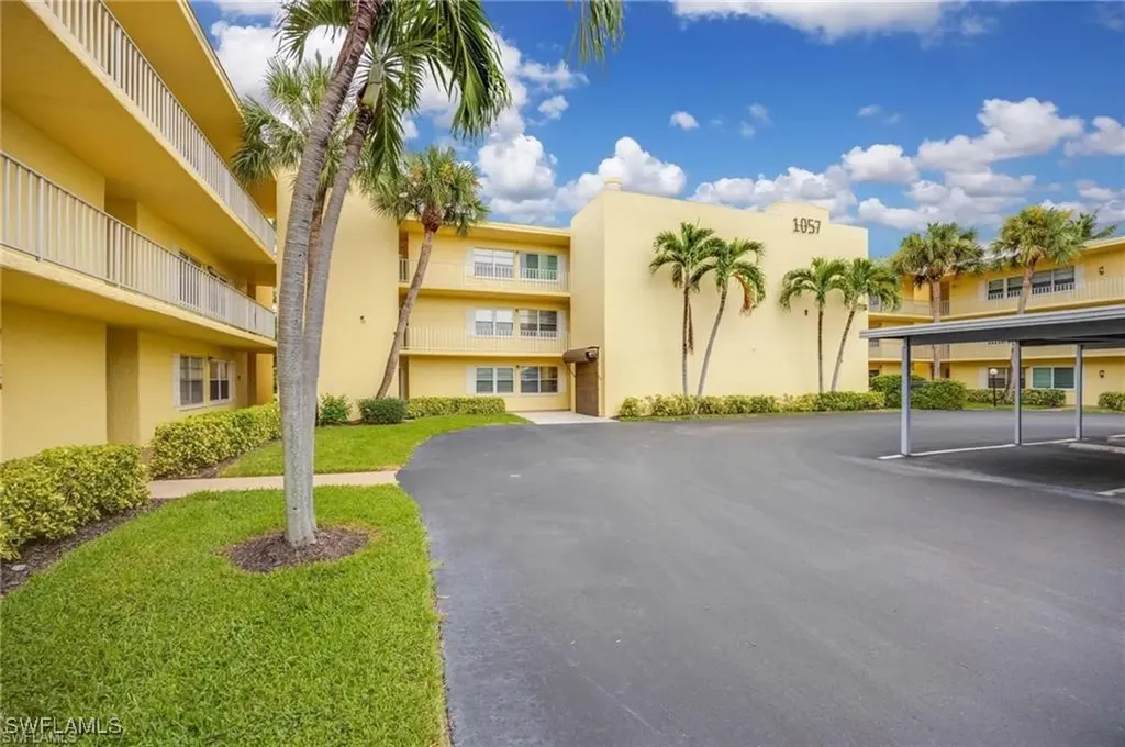1057 Forest Lakes Drive Naples FL 34105