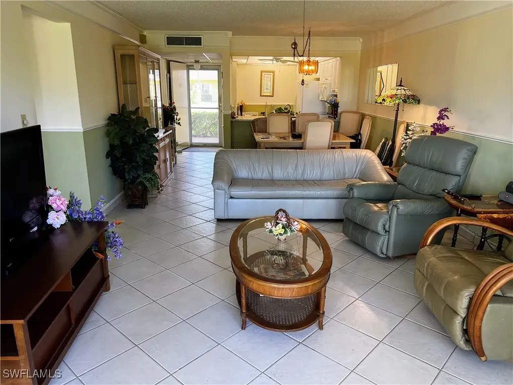 1057 Forest Lakes Drive Naples FL 34105