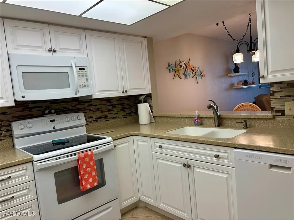 25808 Cockleshell Drive Bonita Springs FL 34135