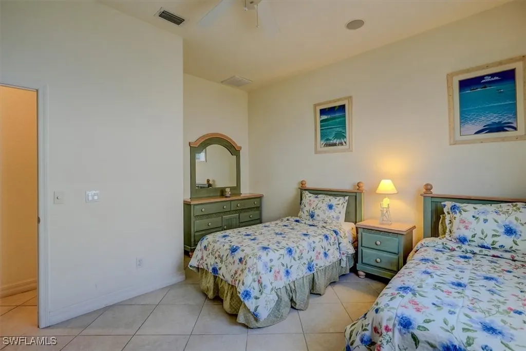 330 SW 33rd Avenue Cape Coral FL 33991