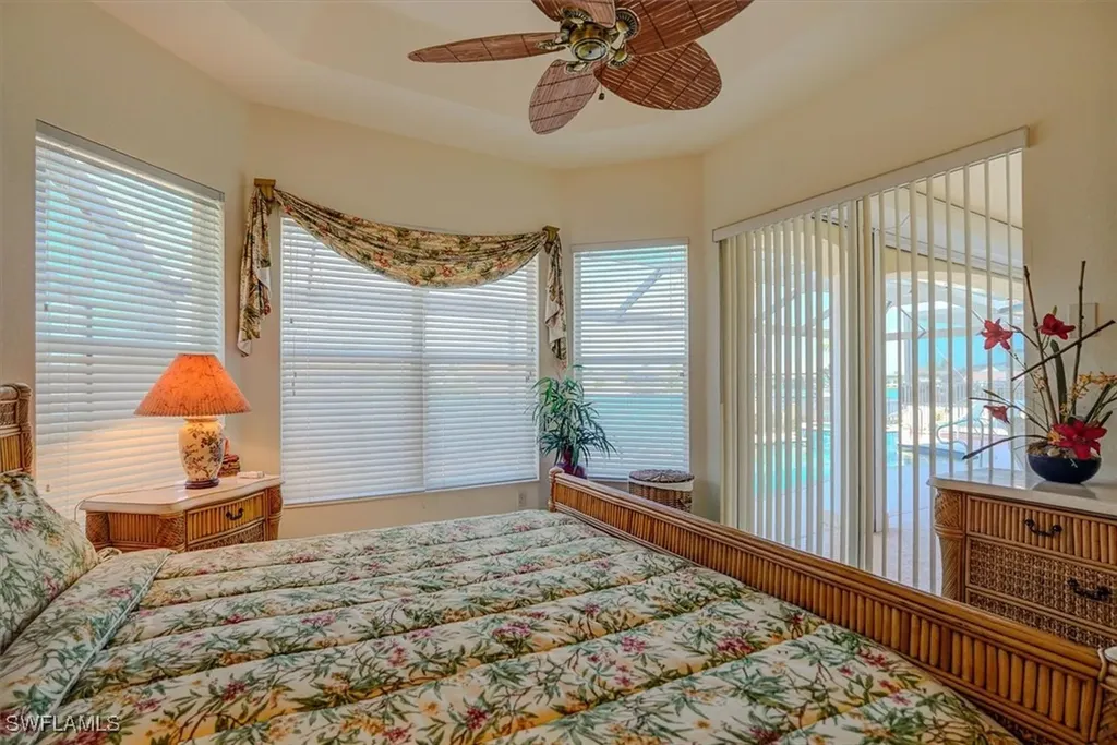 330 SW 33rd Avenue Cape Coral FL 33991