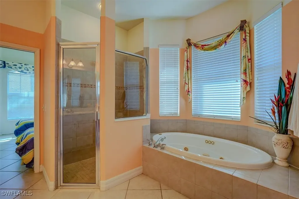 330 SW 33rd Avenue Cape Coral FL 33991