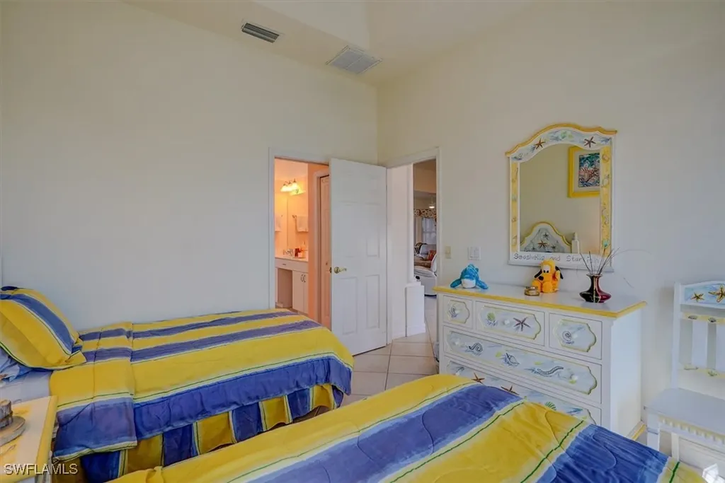 330 SW 33rd Avenue Cape Coral FL 33991