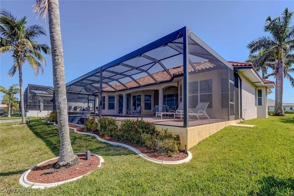 330 SW 33rd Avenue Cape Coral FL 33991