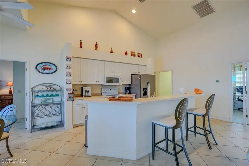 330 SW 33rd Avenue Cape Coral FL 33991