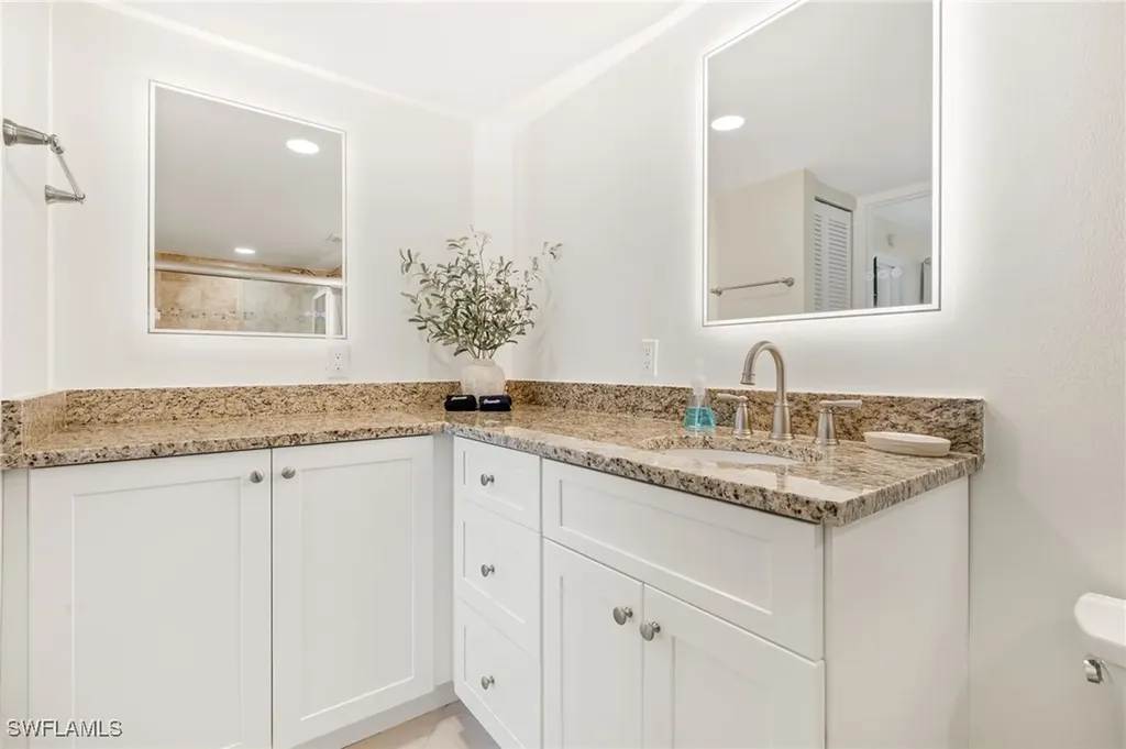 671 E Gulf Drive Sanibel FL 33957