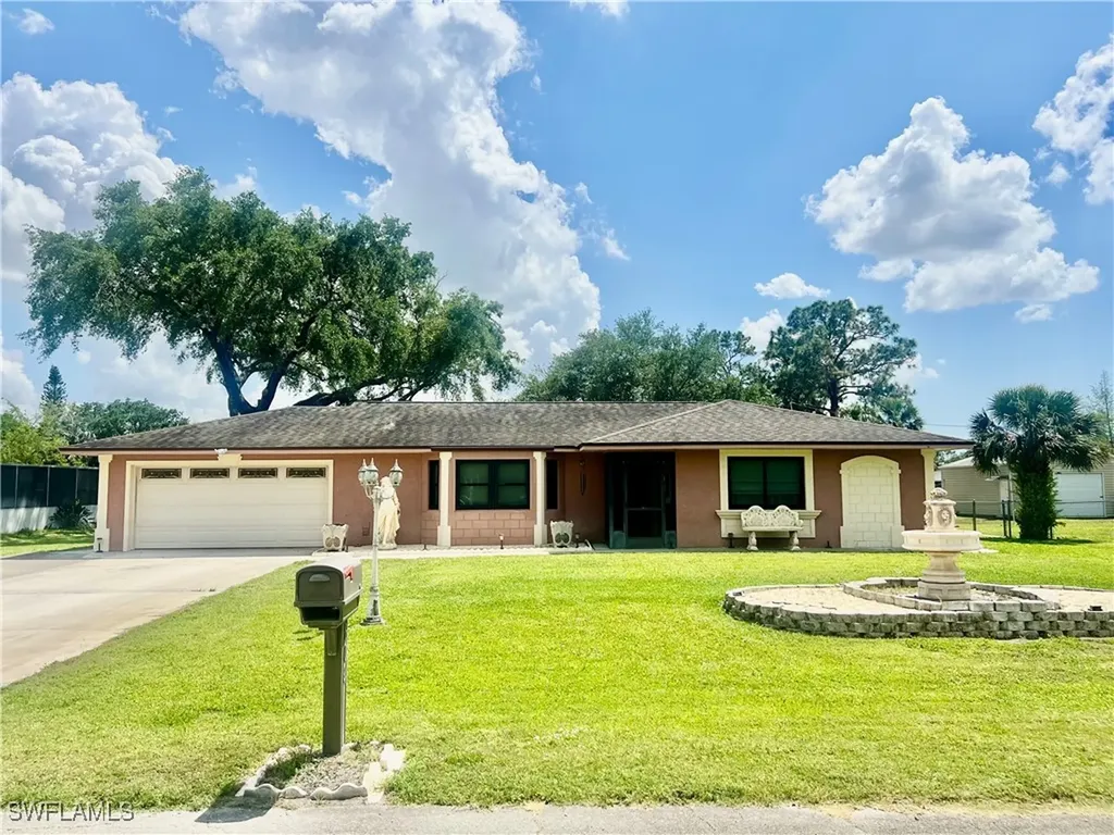 804 E 4th Street Lehigh Acres FL 33936