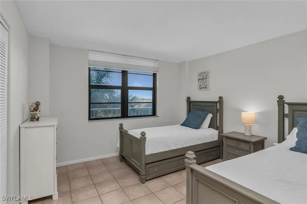 440 Seaview Court Marco Island FL 34145