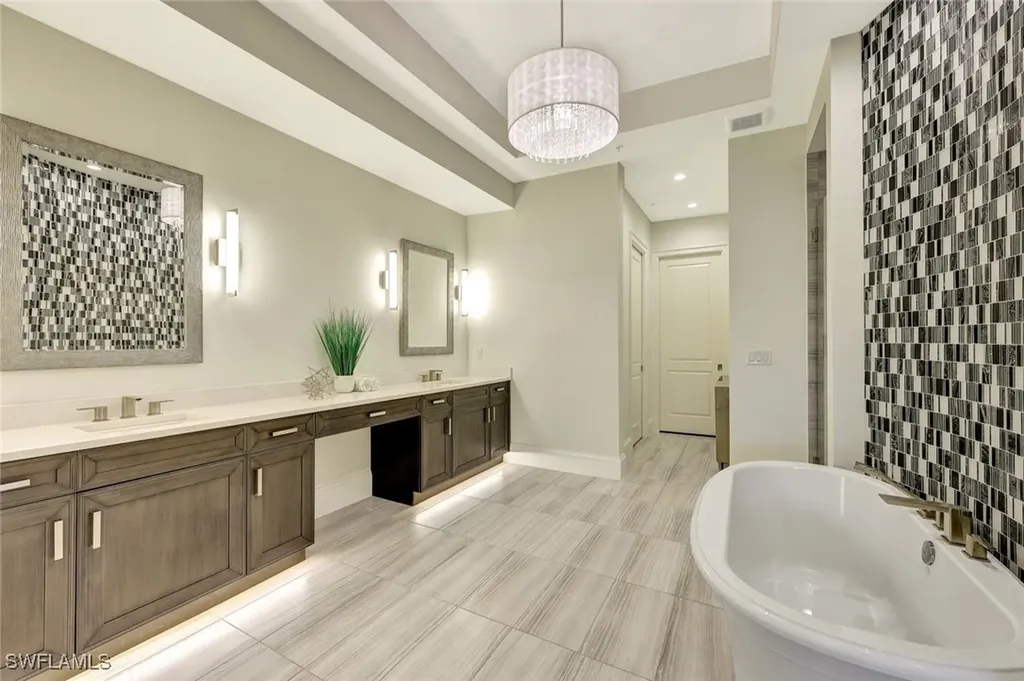 16358 Corsica Way Naples FL 34110