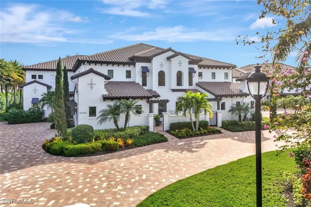16358 Corsica Way Naples FL 34110