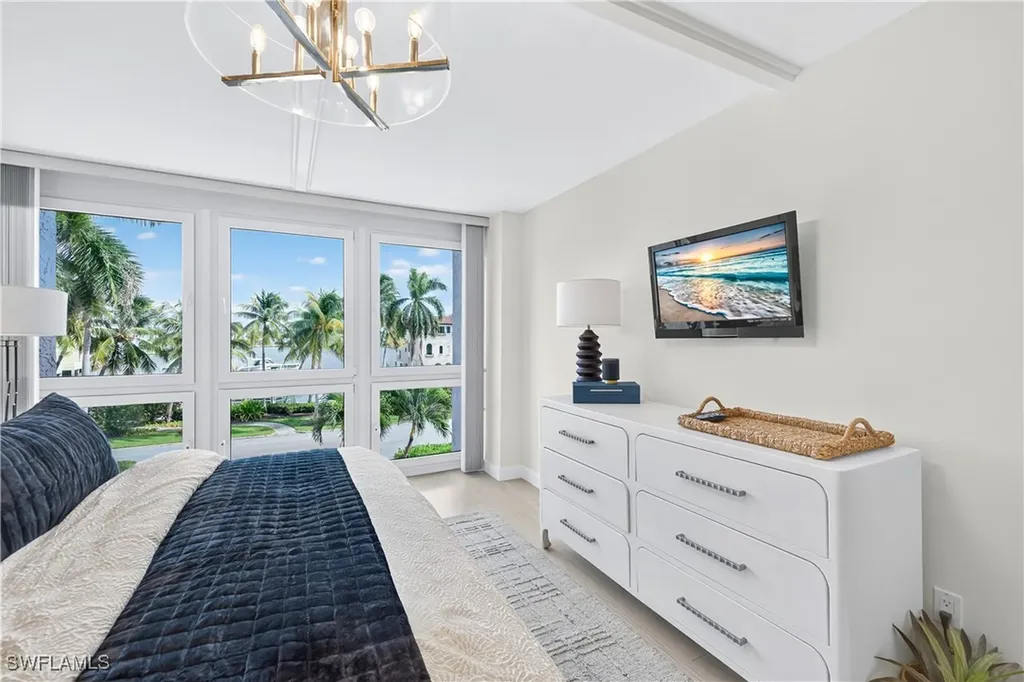 4031 Gulf Shore Boulevard N Naples FL 34103