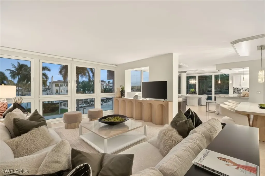 4031 Gulf Shore Boulevard N Naples FL 34103