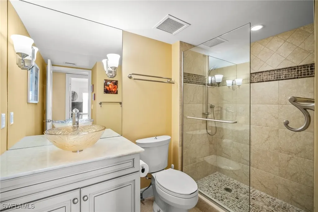 2650 Gulf Shore Boulevard N Naples FL 34103