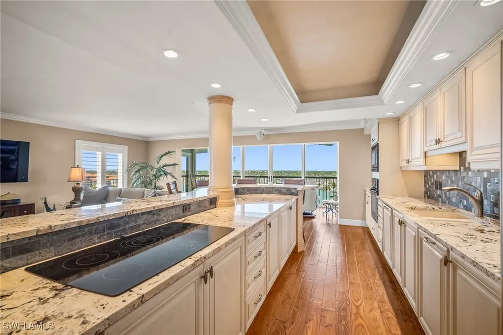 2650 Gulf Shore Boulevard N Naples FL 34103
