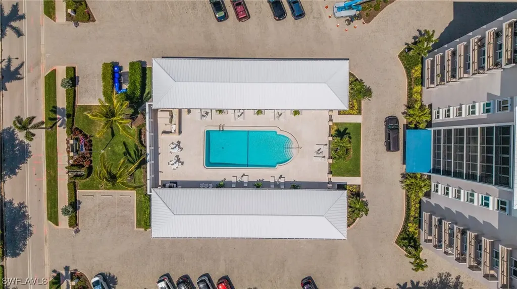 2650 Gulf Shore Boulevard N Naples FL 34103