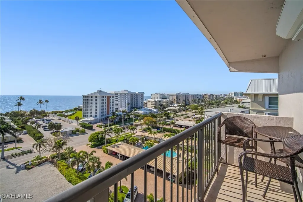 2650 Gulf Shore Boulevard N Naples FL 34103