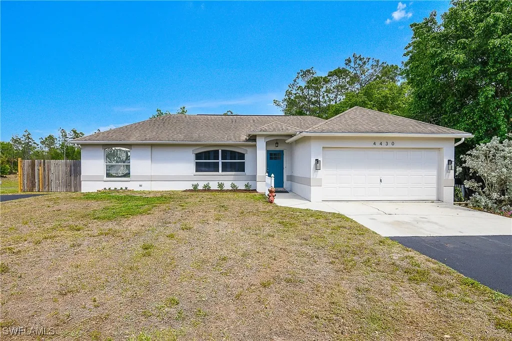 4430 12th Street NE Naples FL 34120