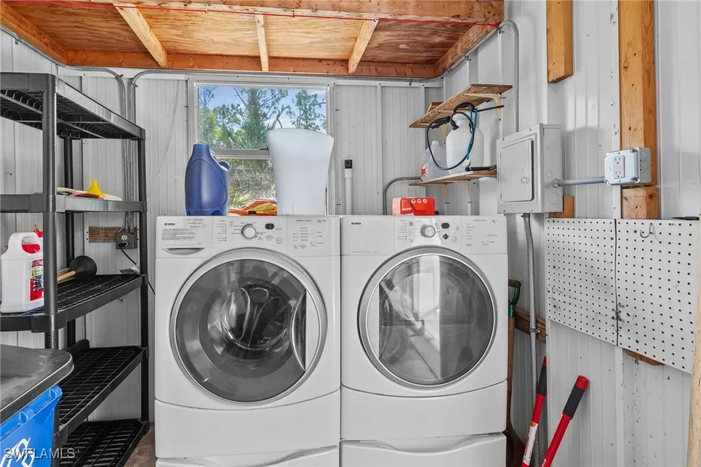 429 Archer Lane North Fort Myers FL 33903