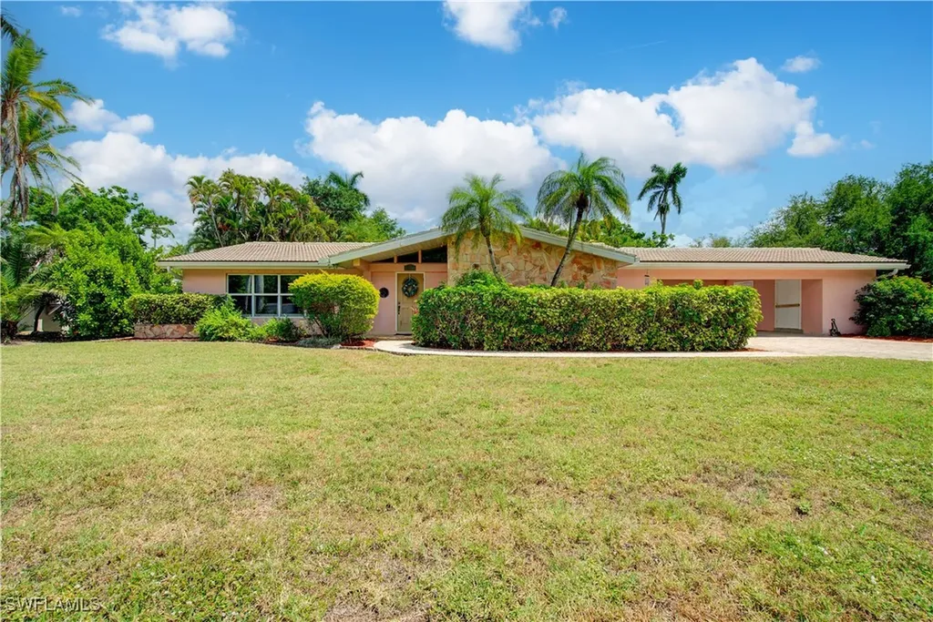 2627 Mcgregor Boulevard Fort Myers FL 33901