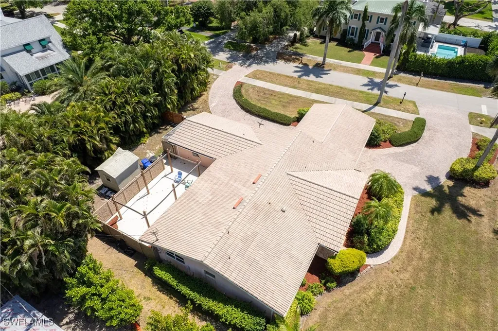 2627 Mcgregor Boulevard Fort Myers FL 33901