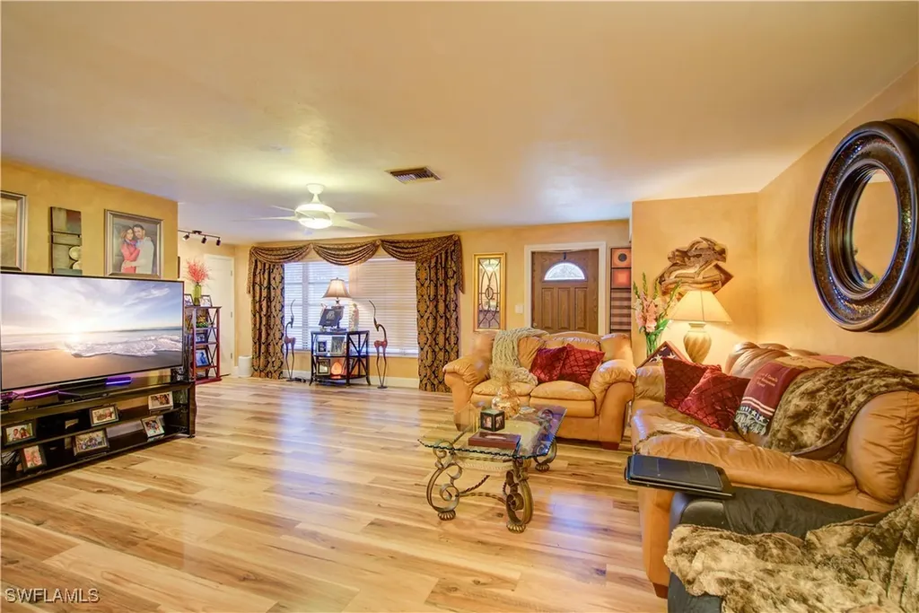 2627 Mcgregor Boulevard Fort Myers FL 33901