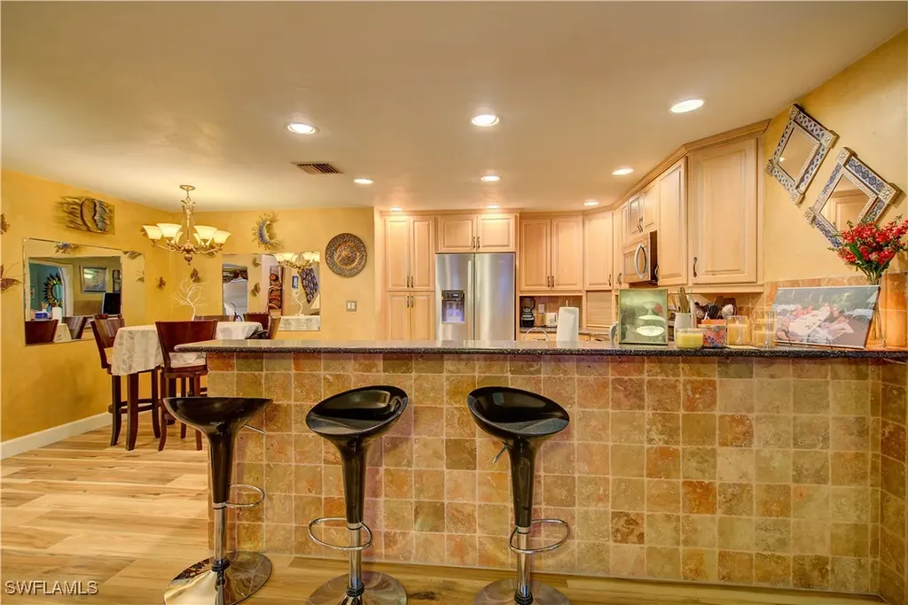 2627 Mcgregor Boulevard Fort Myers FL 33901