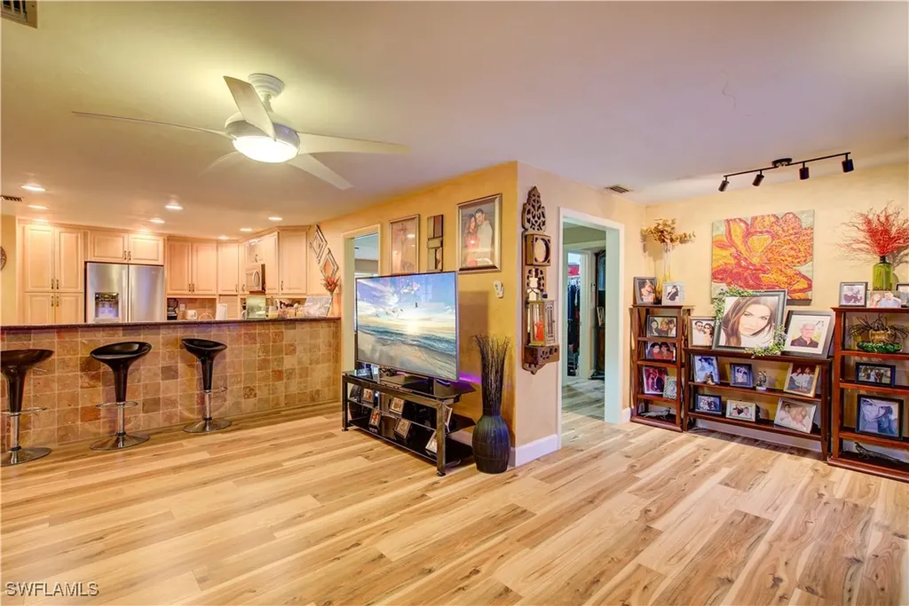 2627 Mcgregor Boulevard Fort Myers FL 33901