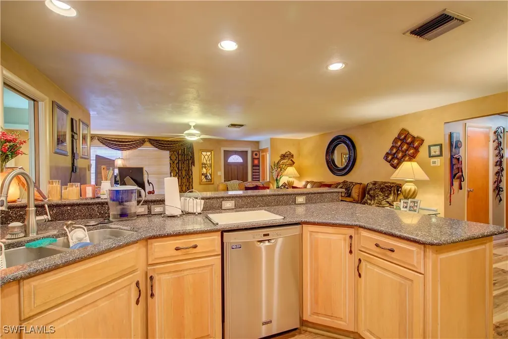 2627 Mcgregor Boulevard Fort Myers FL 33901