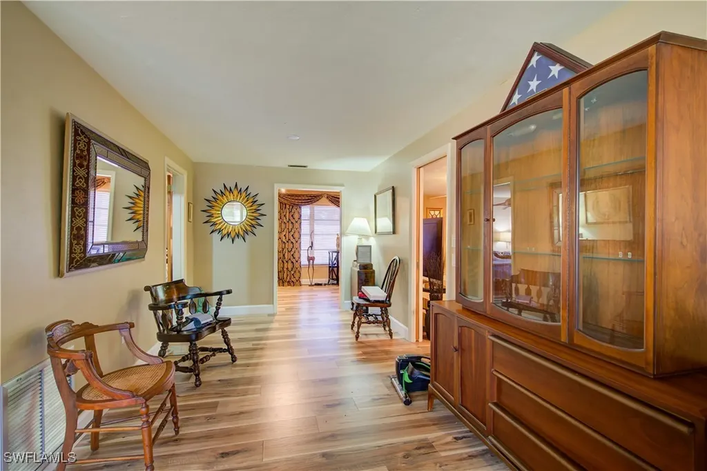 2627 Mcgregor Boulevard Fort Myers FL 33901