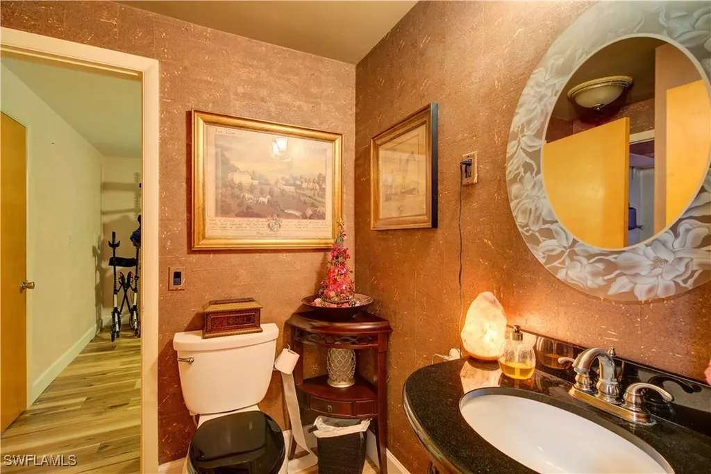2627 Mcgregor Boulevard Fort Myers FL 33901