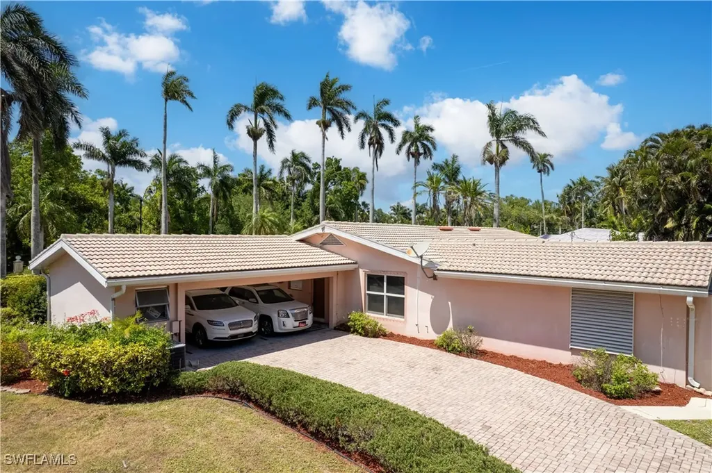 2627 Mcgregor Boulevard Fort Myers FL 33901