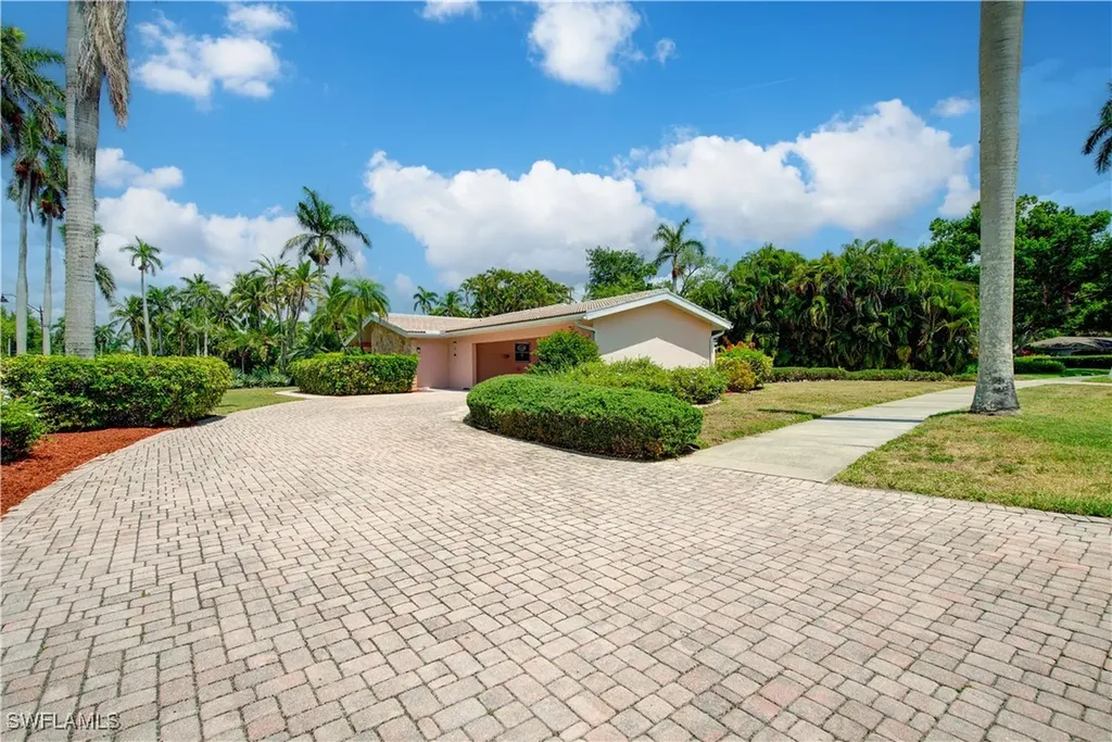 2627 Mcgregor Boulevard Fort Myers FL 33901