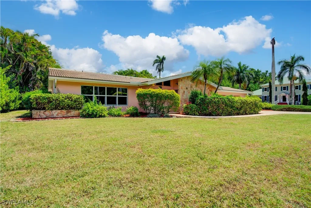 2627 Mcgregor Boulevard Fort Myers FL 33901