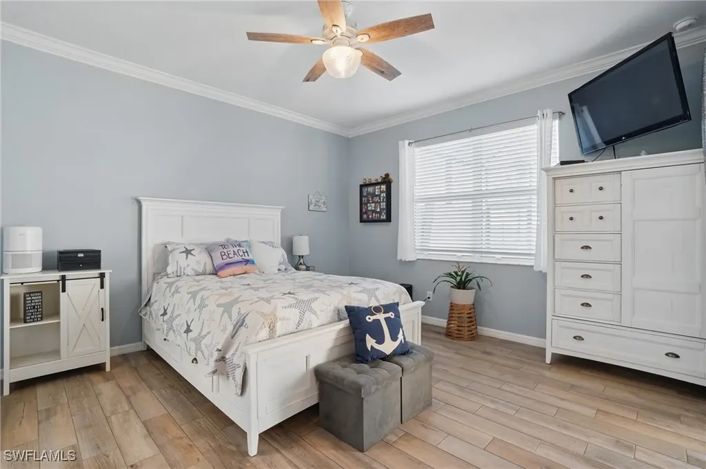 1822 Alameda Drive Naples FL 34120