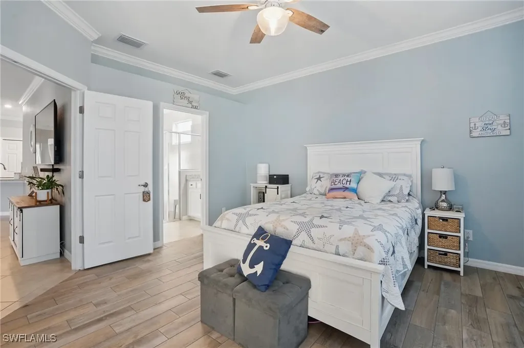 1822 Alameda Drive Naples FL 34120