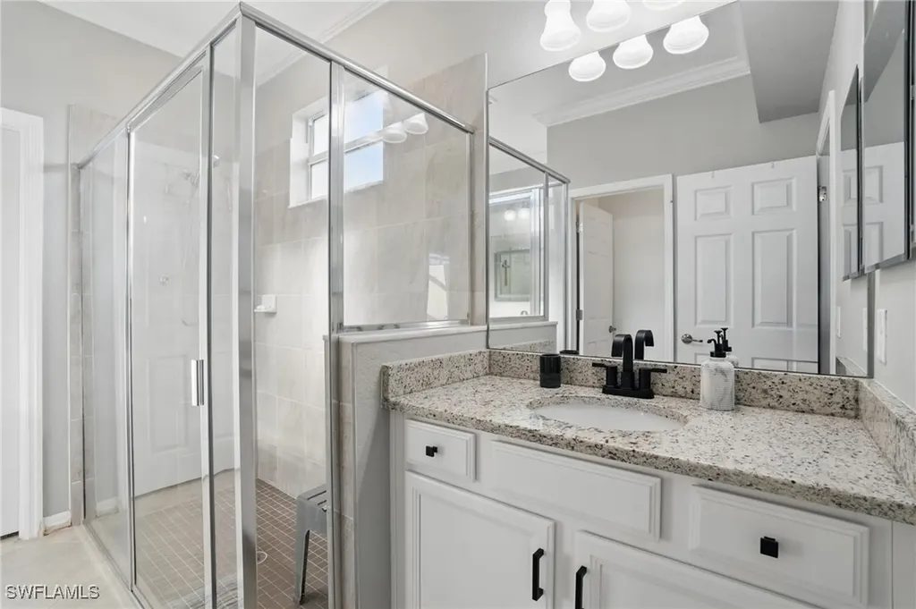 1822 Alameda Drive Naples FL 34120