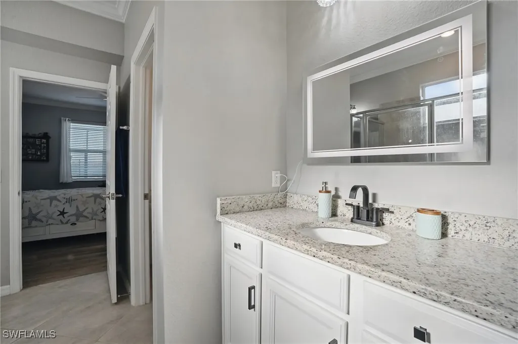 1822 Alameda Drive Naples FL 34120