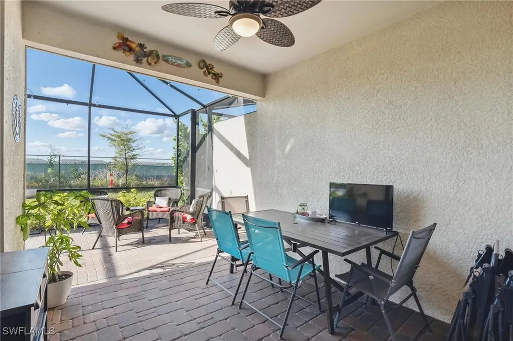1822 Alameda Drive Naples FL 34120