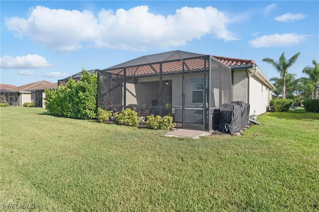 1822 Alameda Drive Naples FL 34120