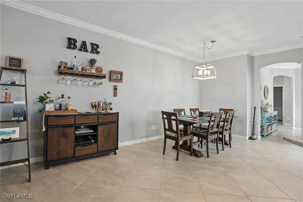 1822 Alameda Drive Naples FL 34120