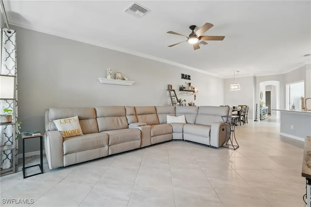 1822 Alameda Drive Naples FL 34120