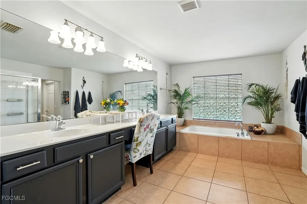 3268 Aralia Court E Alva FL 33920