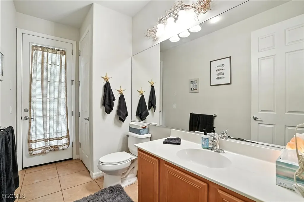 3268 Aralia Court E Alva FL 33920