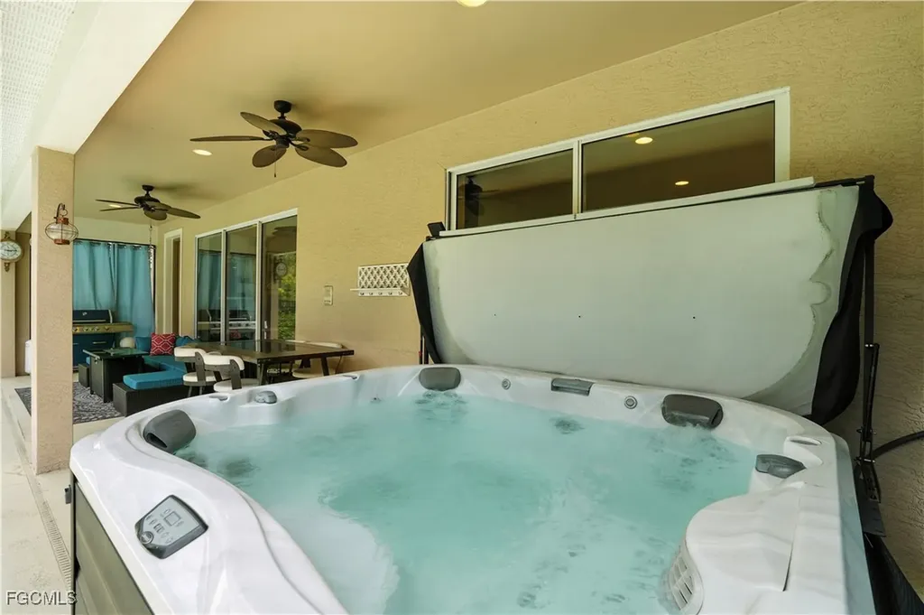 3268 Aralia Court E Alva FL 33920