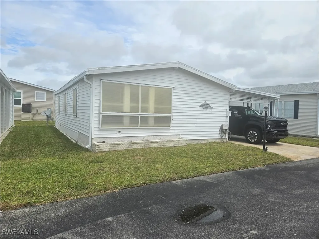 27 Amethyst Avenue Naples FL 34114