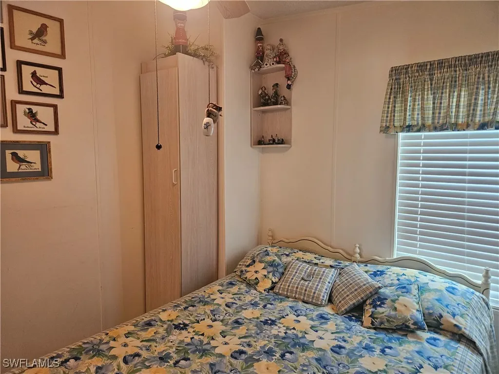 27 Amethyst Avenue Naples FL 34114